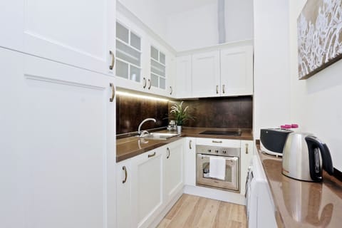 Apartment, 2 Bedrooms, Balcony | Private kitchen | Full-size fridge, microwave, oven, stovetop