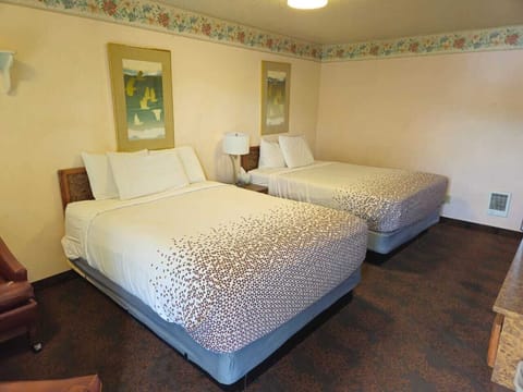 Standard Room, 2 Queen Beds | Free WiFi, bed sheets