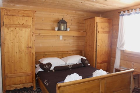 Chalet le Plan des Rochers (7 Bedrooms) | Premium bedding, in-room safe, individually decorated