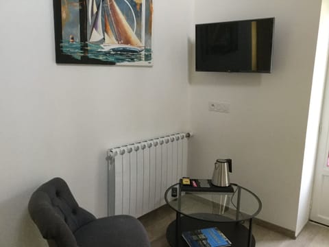 Superior Suite, Garden View | Blackout drapes, soundproofing, free WiFi