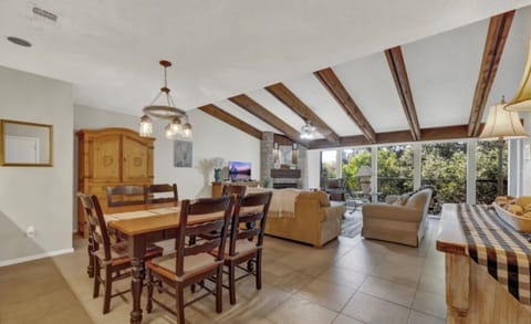 Condo, 2 Bedrooms | Interior