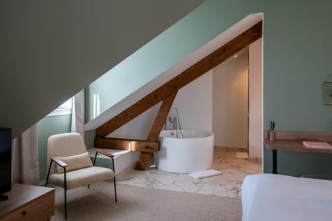 Grand Suite | Premium bedding, pillowtop beds, in-room safe, desk