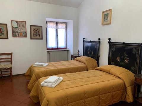 Family Suite, Hill View | Desk, laptop workspace, free WiFi