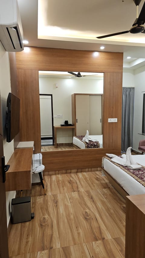 Executive Double Room, Balcony | Free WiFi