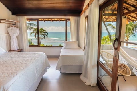 Luxury Room, Jetted Tub, Sea View | Premium bedding, pillowtop beds, minibar, in-room safe