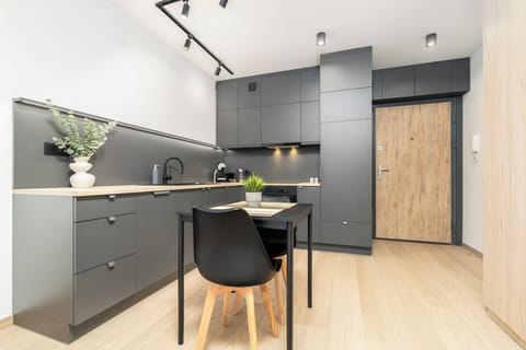 Iron/ironing board, cribs/infant beds, free WiFi, bed sheets