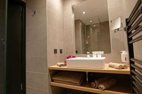 Junior Suite | Bathroom