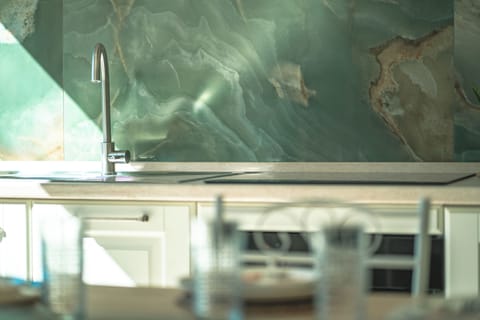 Superior Studio Suite, Patio, Garden View | Private kitchen | Fridge, stovetop, cookware/dishes/utensils