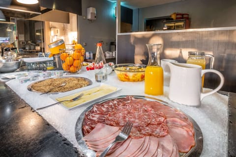 Daily buffet breakfast (EUR 12 per person)