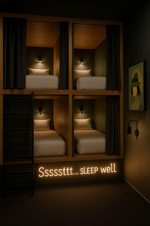 Lola Pod for 1 person