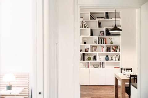 Apartment | Premium bedding, down comforters, iron/ironing board, cribs/infant beds