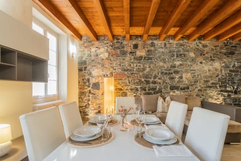 Apartment | 6 bedrooms