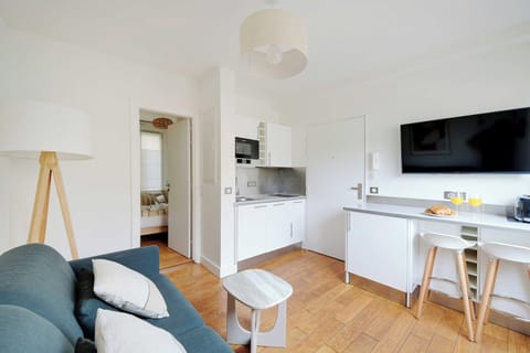 Apartment | Living area