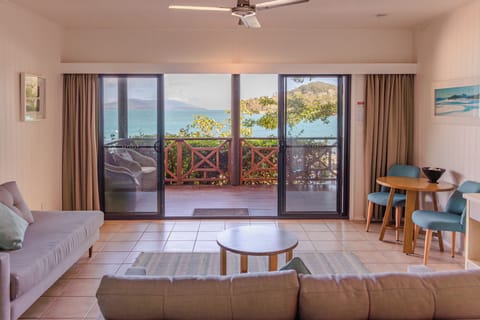 One Bedroom Beachfront Bungalow | In-room safe, blackout drapes, iron/ironing board, bed sheets