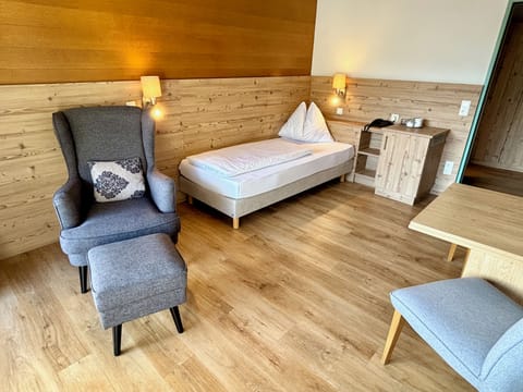 Comfort Single Room, Balcony, Mountain View | In-room safe, desk, free WiFi, bed sheets