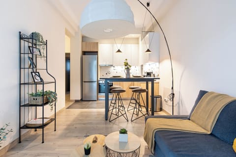 Apartment, 2 Bedrooms, Kitchen, City View | Living room | 43-inch Smart TV with digital channels, streaming services