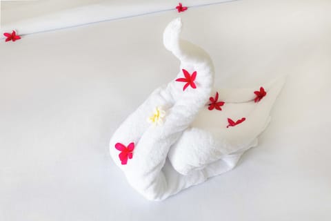 Standard Double Room, Garden View | Free WiFi