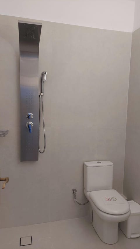 Studio, Balcony, Sea View | Bathroom