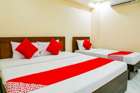 Suite Family Room | Free WiFi, bed sheets