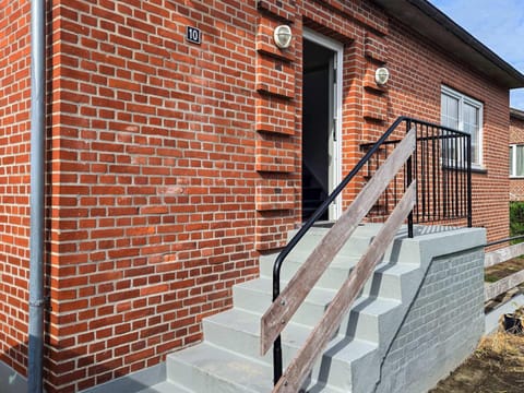 House | Exterior detail