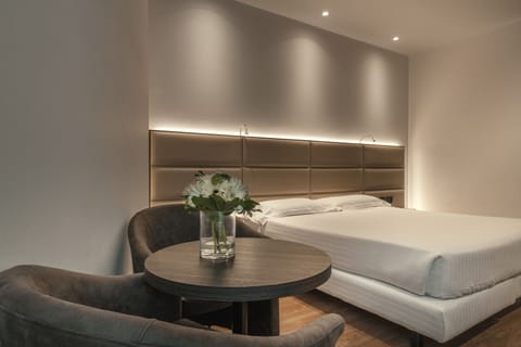 Comfort Double or Twin Room (Collection) | Down comforters, minibar, in-room safe, desk