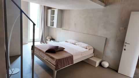 Junior Triple Room | In-room safe, desk, free WiFi