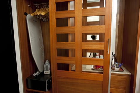 Minibar, in-room safe, desk, blackout drapes