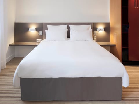 1 bedroom, premium bedding, minibar, in-room safe