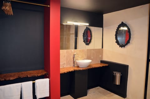 Comfort Double Room | Bathroom