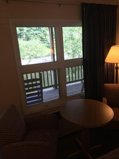 Deluxe Double Room, 2 Double Beds, River View | Iron/ironing board, bed sheets