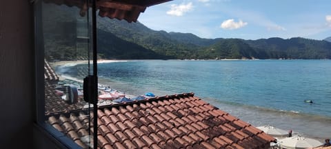 Family Room, Balcony, Sea View | Free WiFi