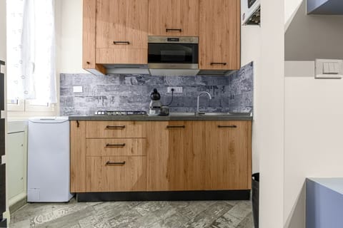 Condo, 2 Bedrooms, Air conditioning | Private kitchen | Espresso maker, coffee/tea maker, electric kettle, highchair