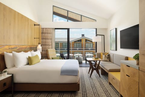 Deluxe Room, 1 King Bed (Vaulted) | Egyptian cotton sheets, premium bedding, Tempur-Pedic beds, in-room safe