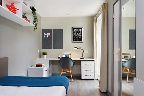 Single Room | Free WiFi