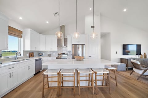 House (3 Bedrooms) | Property amenity