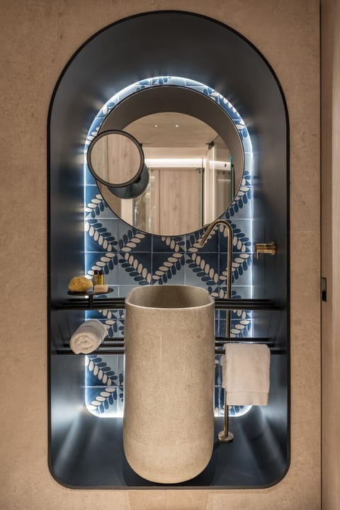 Exclusive Suite with Outdoor Hot Tub & Sea View | Bathroom | Shower, free toiletries, hair dryer, slippers