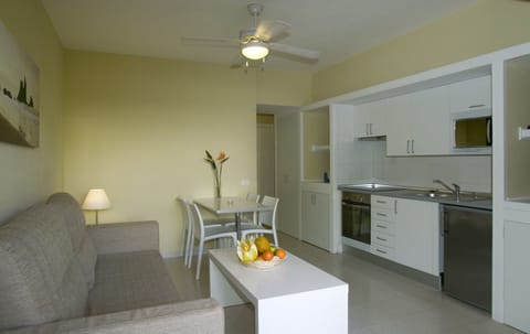 Apartment, 1 Bedroom, Terrace, Ground Floor | Private kitchen | Fridge, microwave, stovetop, coffee/tea maker