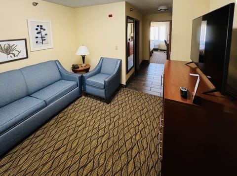 Premium Suite, 1 Bedroom, Non Smoking | Desk, blackout drapes, iron/ironing board, free cribs/infant beds