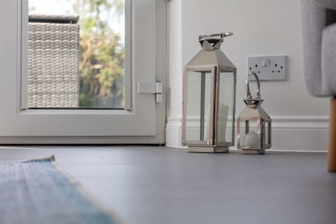 Iron/ironing board, free WiFi