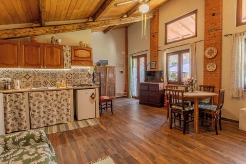 Loft, Garden View | Private kitchen | Microwave, coffee/tea maker, electric kettle