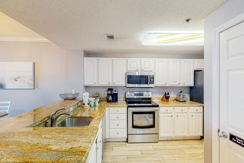 Condo, 2 Bedrooms | Private kitchen | Full-size fridge, microwave, coffee/tea maker, cookware/dishes/utensils