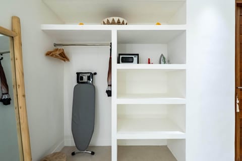 Basic Villa | Interior