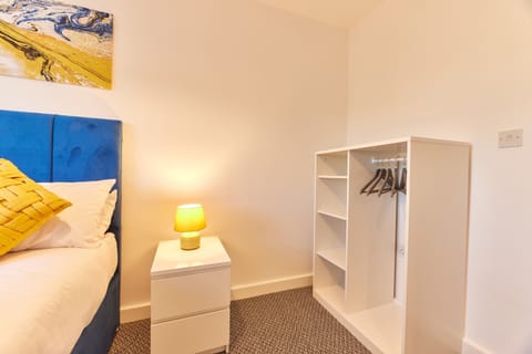 Apartment, Smoking | 2 bedrooms