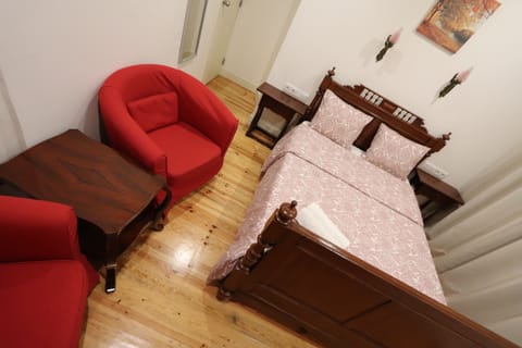 Basic Double Room, 1 Double Bed, Shared Bathroom (6) | Blackout drapes, iron/ironing board, free WiFi, bed sheets