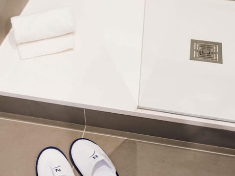 Executive Room, 1 Double Bed with Sofa bed | 2 bedrooms, hypo-allergenic bedding, down comforters, minibar