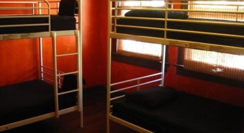 Room (4 bed female dorm) | Free WiFi, bed sheets