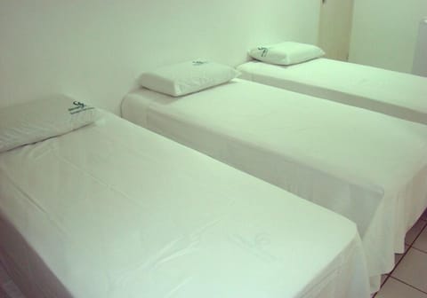 Triple Room | Minibar, iron/ironing board, free WiFi