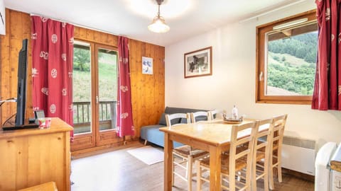 Apartment | Living room