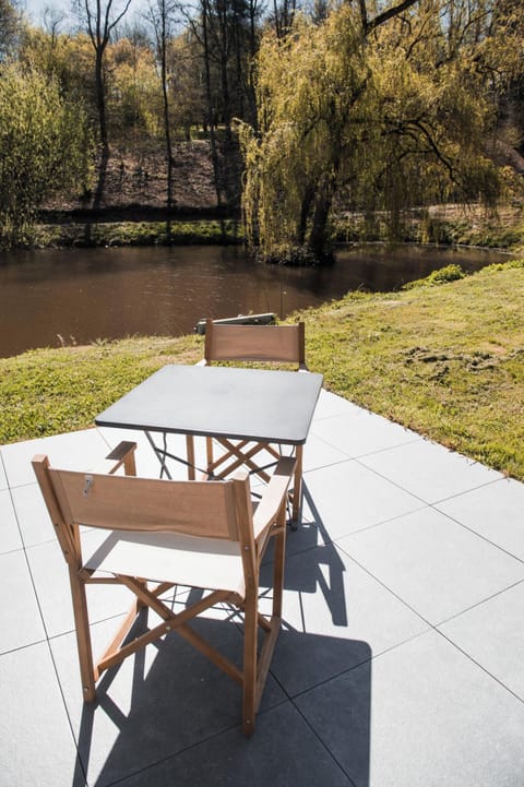 Comfort Suite, Mobility Accessible, Lake View | Terrace/patio