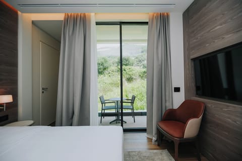 Standard Twin Room, Balcony, Courtyard View | Free WiFi
